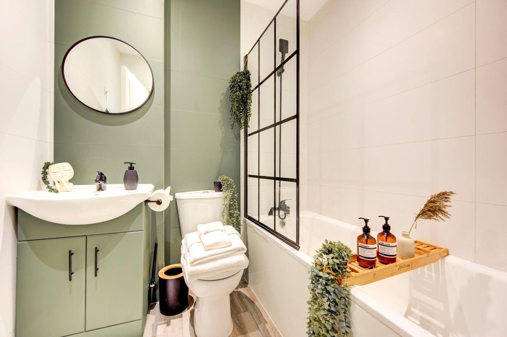 Hyde Park 1 Bedroom Appartamento Londra